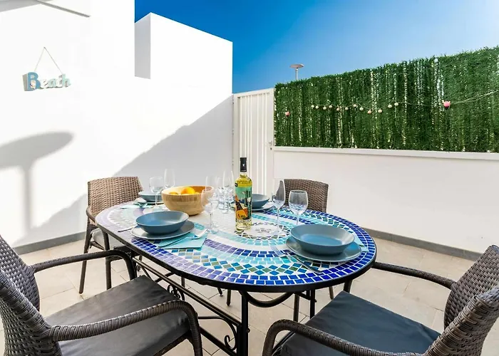 Monterey House Playa Blanca